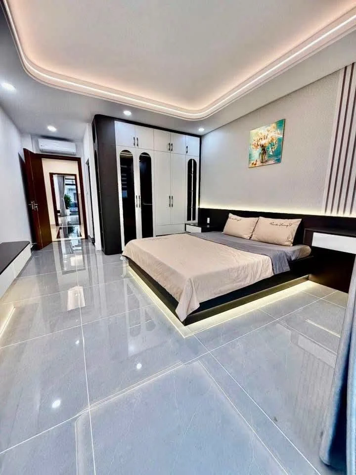 Bán khách sạn 5 tầng 156m2 Phan Văn Đổi Nhà Bè - Ảnh 1