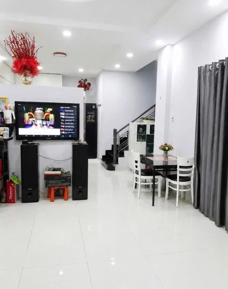 Bán nhà 2 tầng 59m² đường 10m sổ hồng riêng Quận 12 - Ảnh thu nhỏ 2