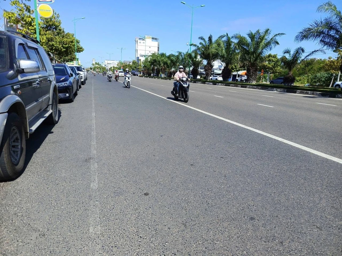 Bán nhà mặt tiền Đại Lộ Lê Duẫn, 139 m² Phan Thiết - Ảnh 1