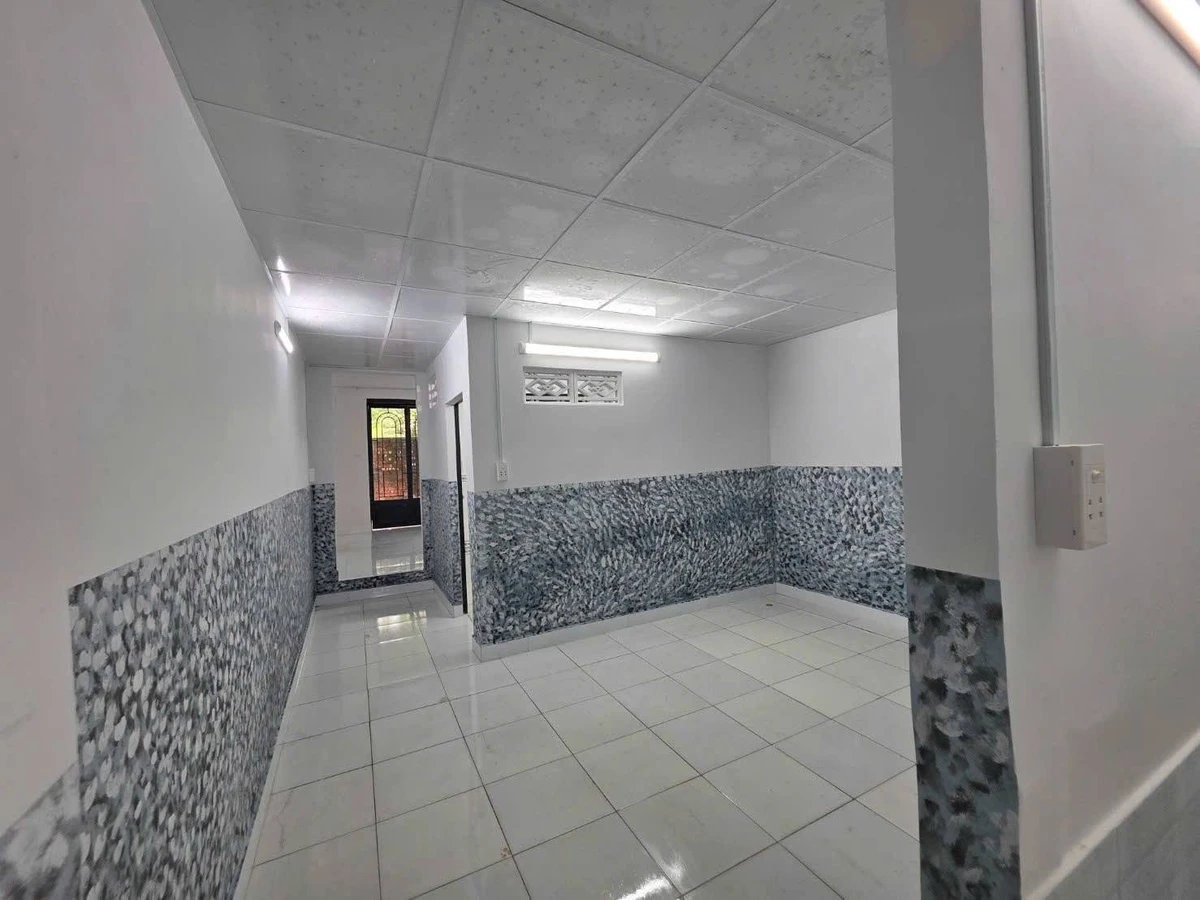 Nhà gác lửng 3PN 2WC 62m² gần chợ Thánh Tâm, 639 triệu - Ảnh thu nhỏ 3