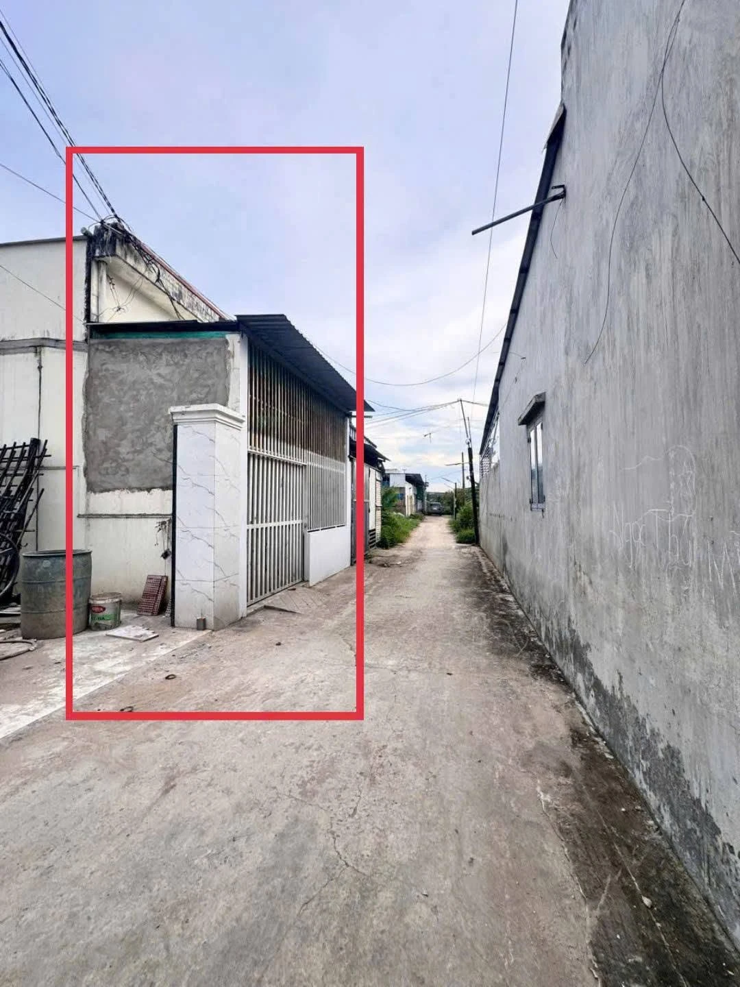 Bán nhà bê tông 100m² 2 phòng Đức Hoà Đông 1 tỷ 350 - Ảnh 1