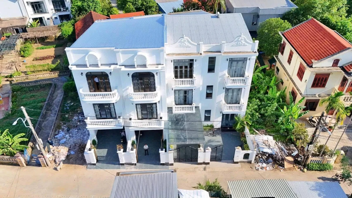 Nhà 3 tầng 3 phòng ngủ 70m2 đường Phạm Văn Đồng TP Huế - Ảnh 1