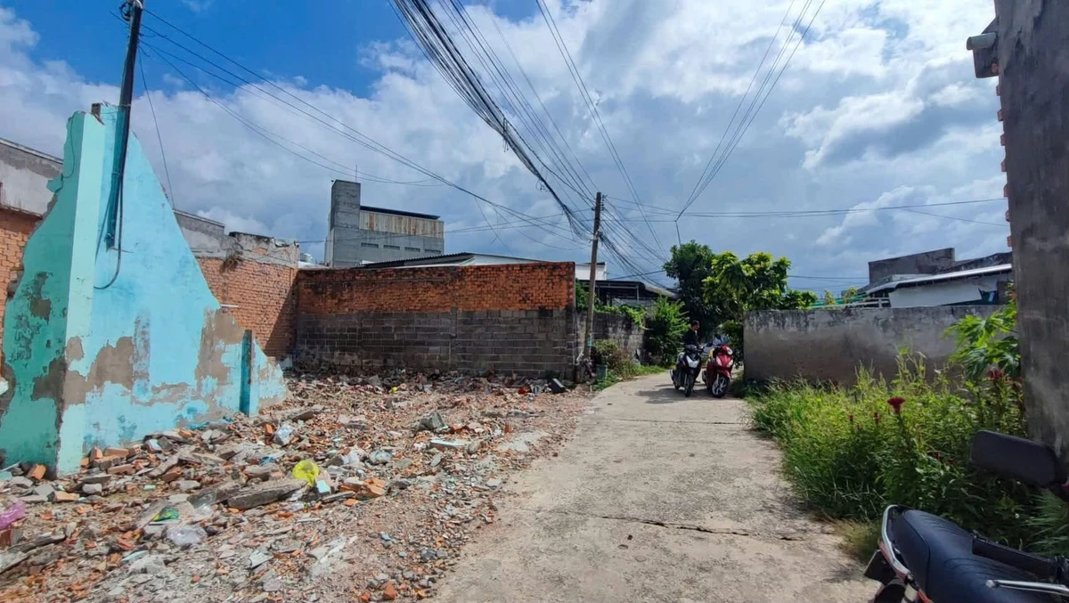 Bán nhà hẻm ô tô 120m² Nguyễn Hội - Ảnh 1