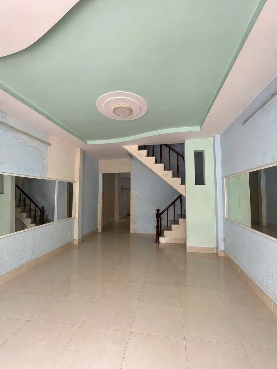 Bán mặt tiền kinh doanh 39m2 Quận 9, 4 tỷ 250 triệu - Ảnh thu nhỏ 2