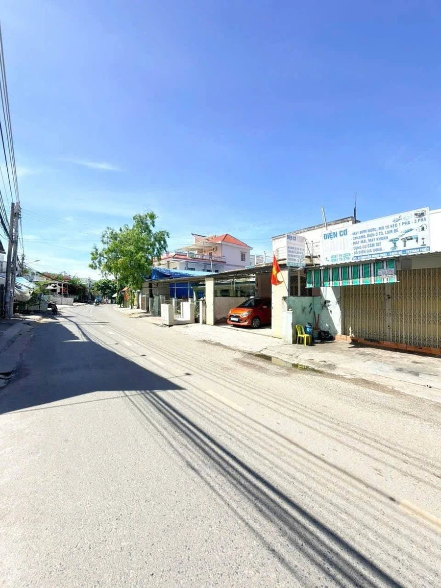 Bán đất 243m² mặt tiền Nguyễn Minh Châu, Mũi Né, Lâm Đồng - Ảnh 1
