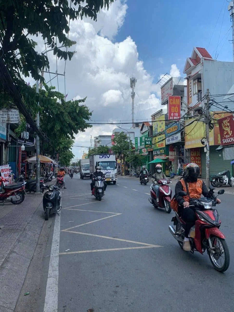 Bán nhà cấp 4 96m2 sát Phạm Văn Đồng 5 tỷ - Ảnh thu nhỏ 2