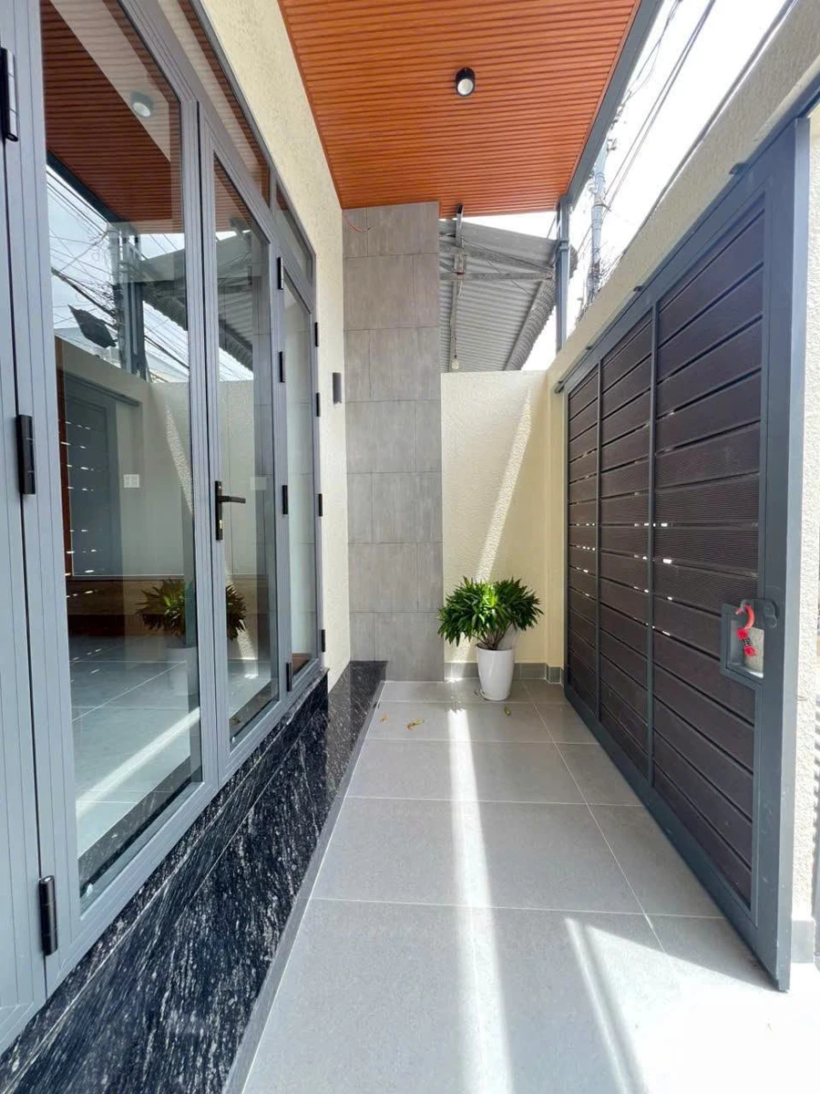 Bán nhà hẻm ô tô 5x15m, 2 phòng ngủ, đường Nguyễn Cư Trinh, phường Rạch Giá - Ảnh thu nhỏ 3