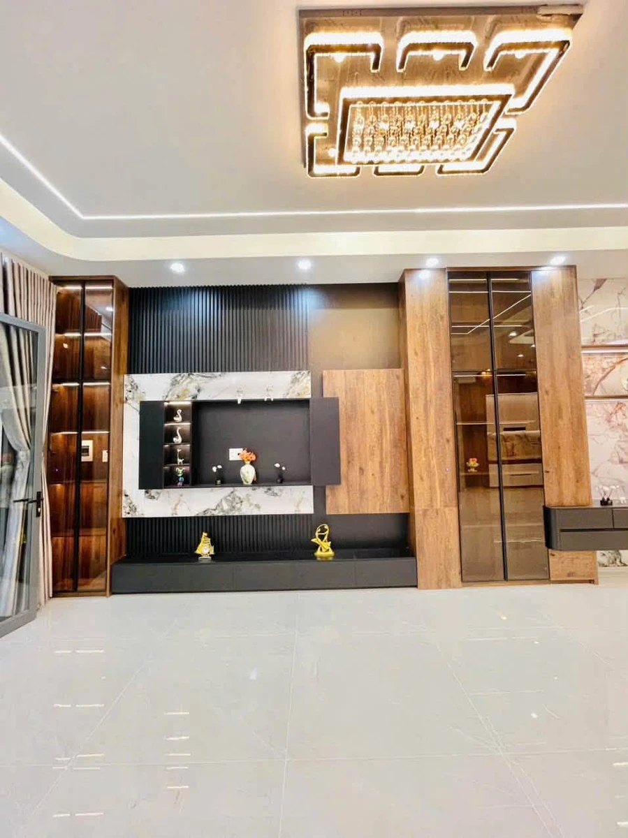 Bán nhà hẻm 8m Đình Nghi Xuân, Bình Tân, 1 trệt 2 lầu, 4PN, giá 7,8 tỷ - Ảnh thu nhỏ 3