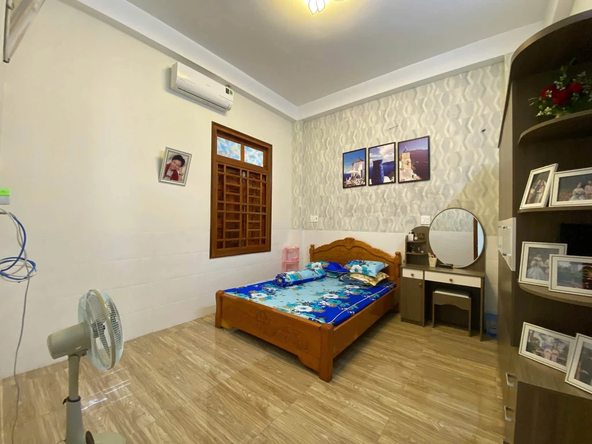 Bán nhà lộc góc 2 mê tum mặt tiền Nguyễn Tất Thành, Tuy Hoà, 137.5 m2, 3 PN - Ảnh thu nhỏ 3