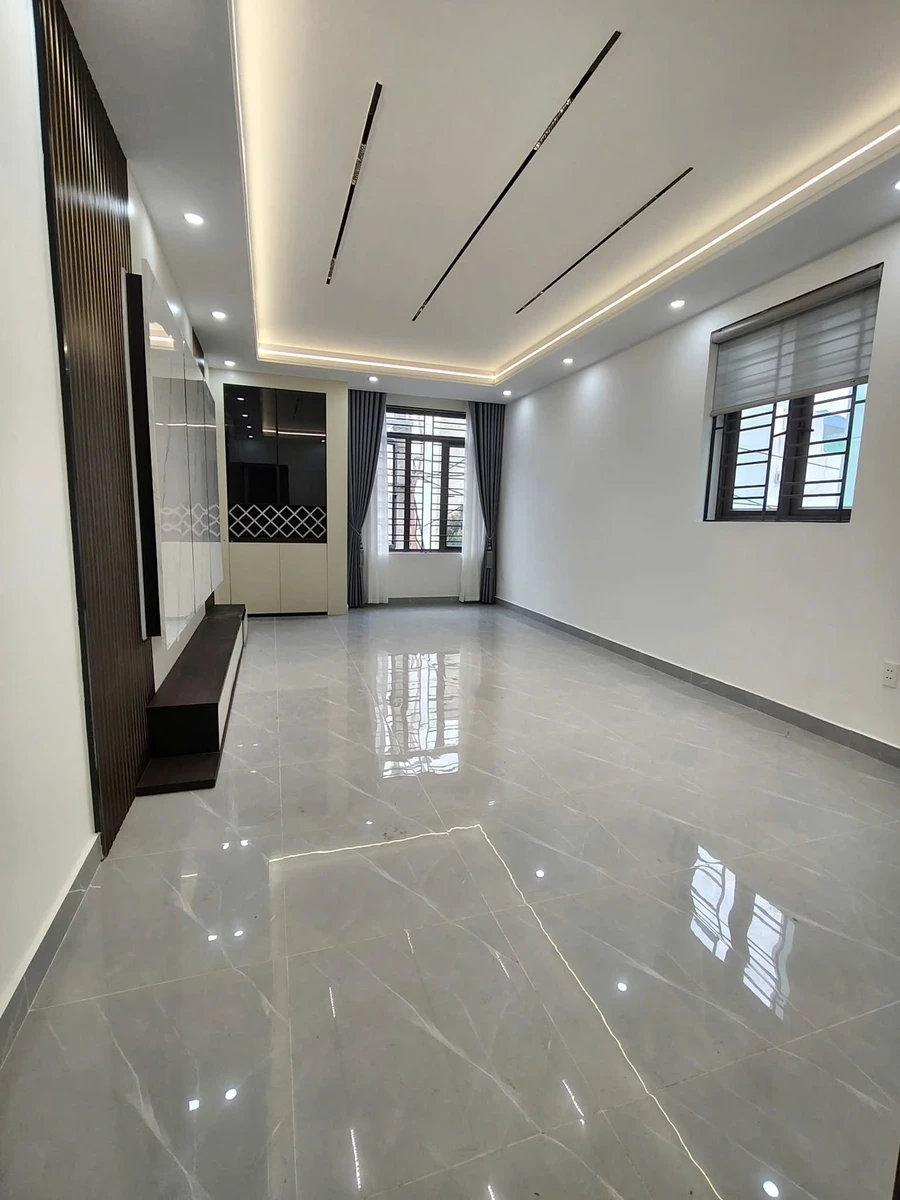 Bán nhà riêng 4 tầng 56m², 4 phòng, Văn Cao - Ảnh thu nhỏ 2