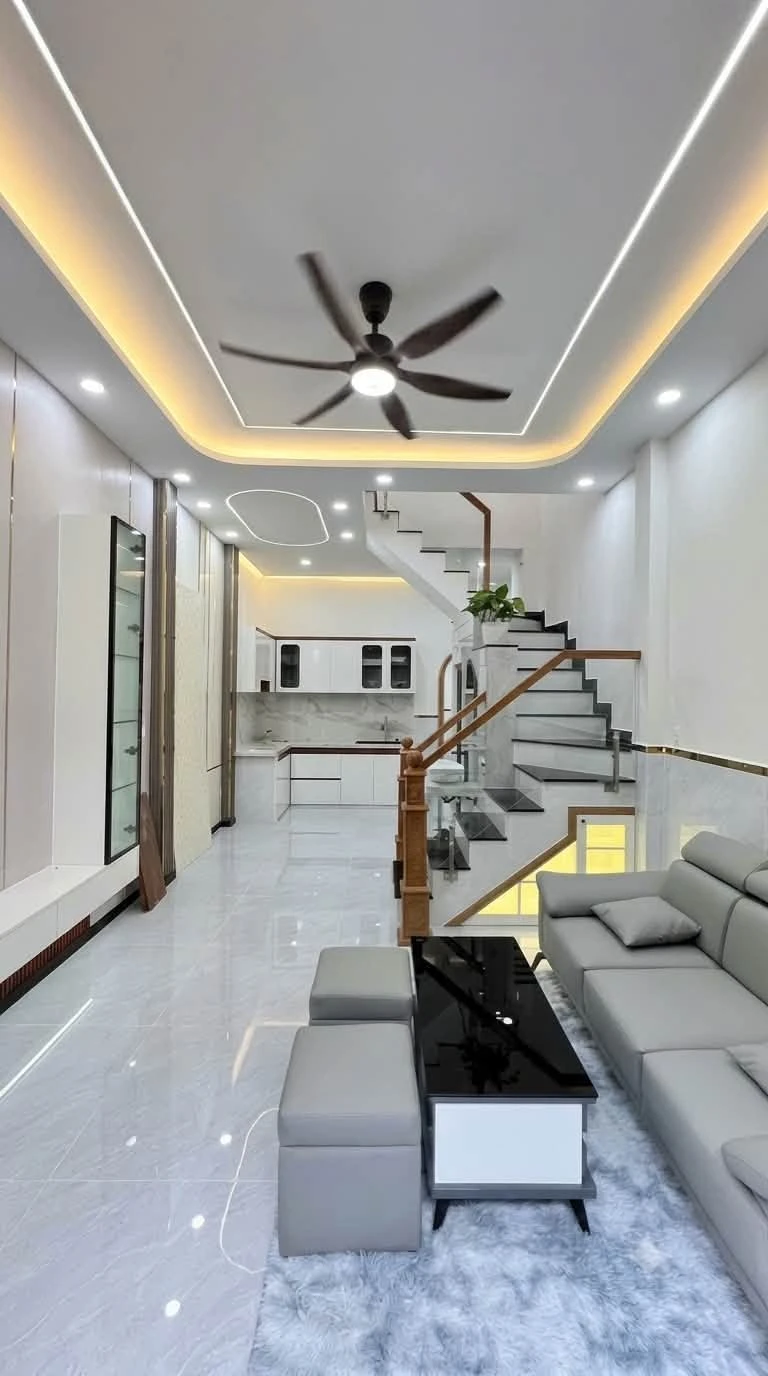 Bán nhà mới 2 tầng 4x14m full nội thất, hẻm ô tô gần chợ Gò Xoài, Bình Tân - Ảnh 1