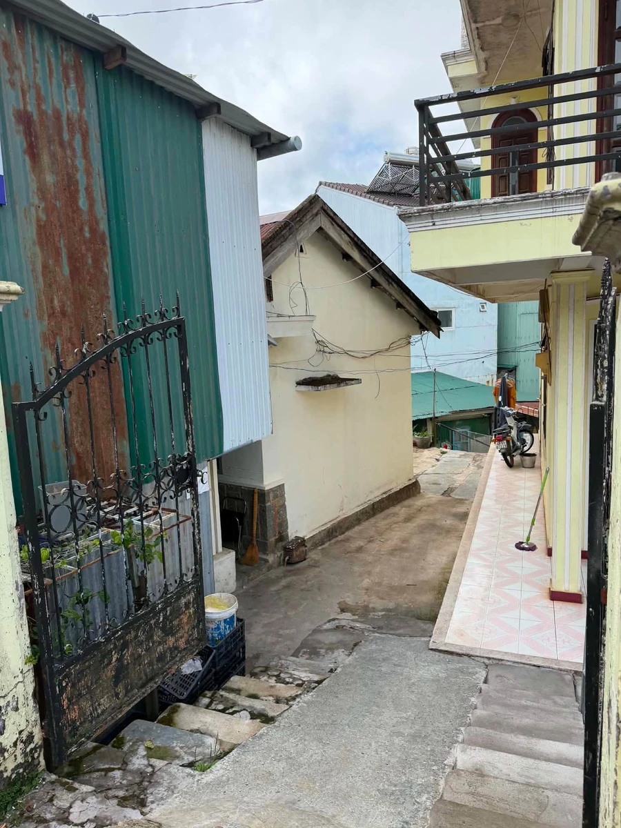 Bán nhà mặt tiền An Dương Vương, Đà Lạt, 413 m², 33 tỷ - Ảnh thu nhỏ 4
