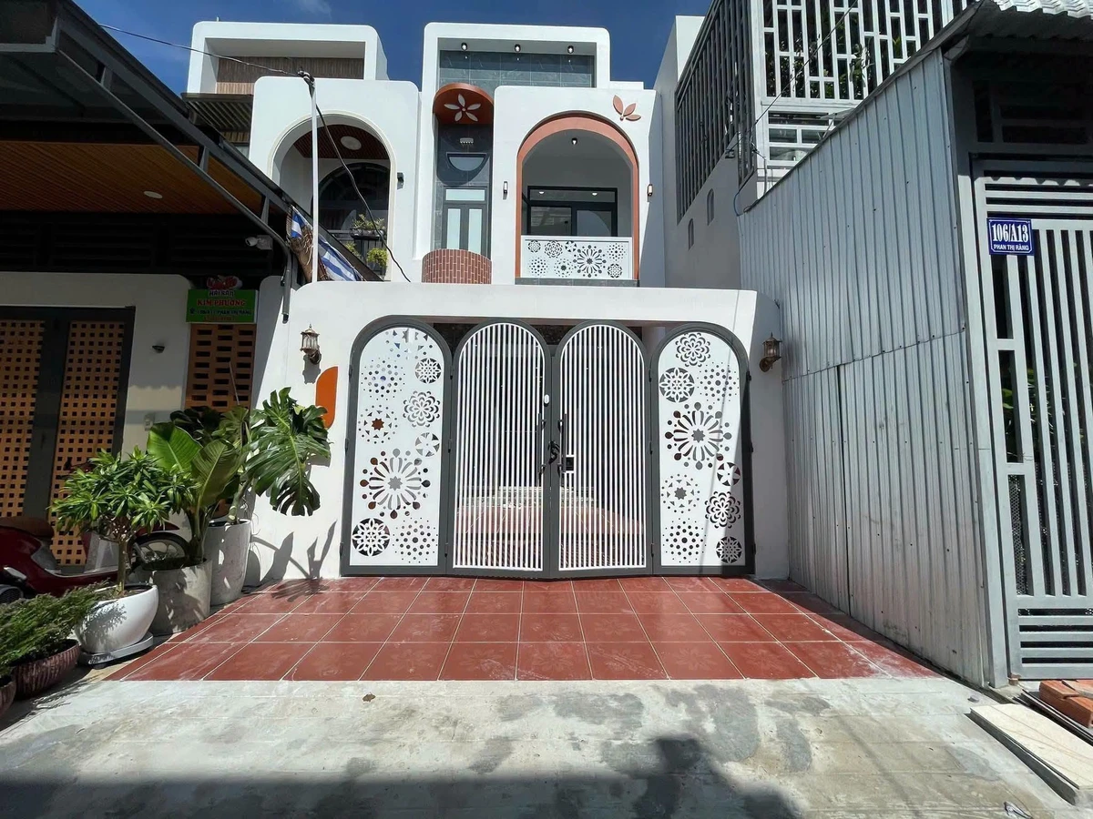 Bán nhà 1 trệt 1 lầu 3 phòng ngủ nhánh Phan Thị Ràng, An Hòa, Rạch Giá giá 3,29 tỷ - Ảnh thu nhỏ 2
