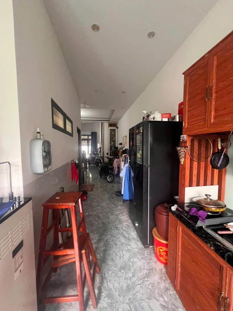 Bán nhà 1 trệt 1 lầu 79m2, mặt tiền kinh doanh, Bà Rịa - Ảnh thu nhỏ 4