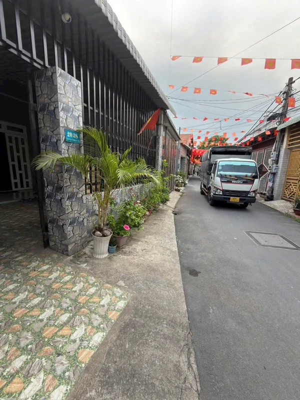 Bán nhà mặt tiền Huỳnh Văn Bánh 4x10m, 1 trệt 1 lầu, Phú Nhuận nhadepquan9