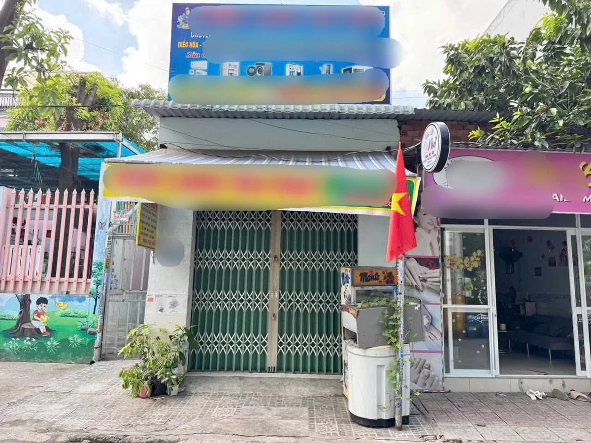 Bán nhà mặt tiền Dĩ An 198.6m² 7 phòng cho thuê 6.55 tỷ - Ảnh 1