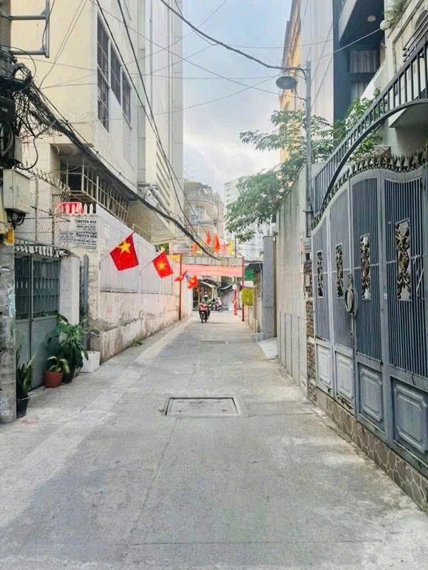 Bán lô đất 2 mặt tiền Mai Xuân Thưởng Đà Lạt 501m², 19 tỷ n120356gd