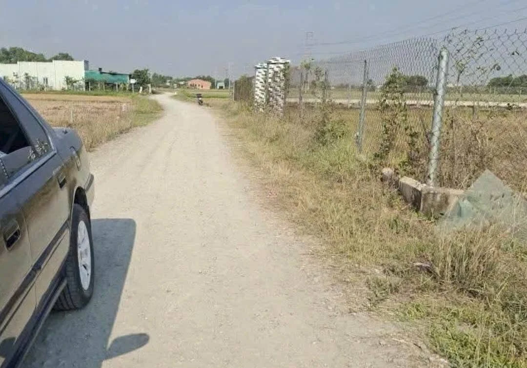 Bán đất Tây Ninh 200m² giá 1 tỷ 150 triệu gần cao tốc - Ảnh thu nhỏ 2