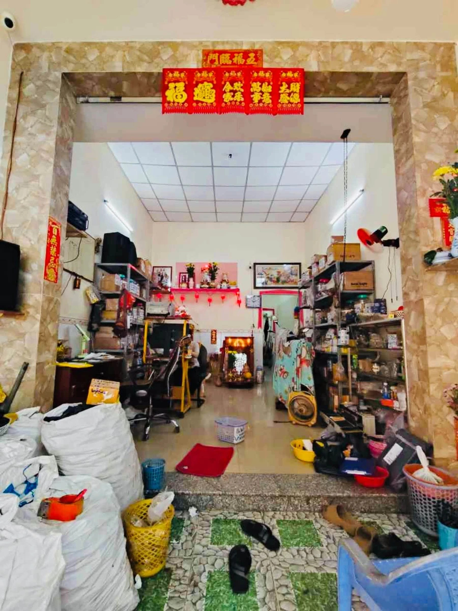 Bán nhà cấp 4 hẻm xe hơi 80m2, 2PN, giáp Aeon Mall, Bình Tân giá 5 tỷ - Ảnh thu nhỏ 2