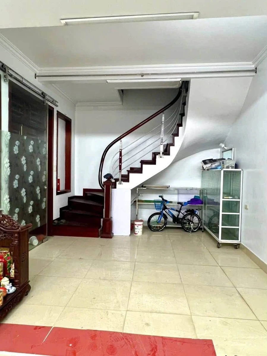 Bán nhà mặt phố Trần Bình Trọng 46m² 3PN 5 tỷ Quận 1 - Ảnh thu nhỏ 2