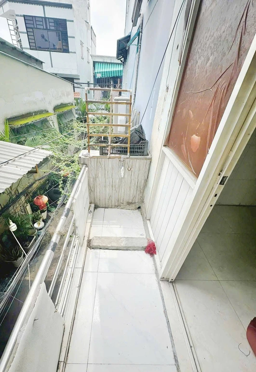 Bán nhà mới Quận 4 Đoàn Văn Bơ 9,4m² 1 tỷ 380 triệu - Ảnh thu nhỏ 4