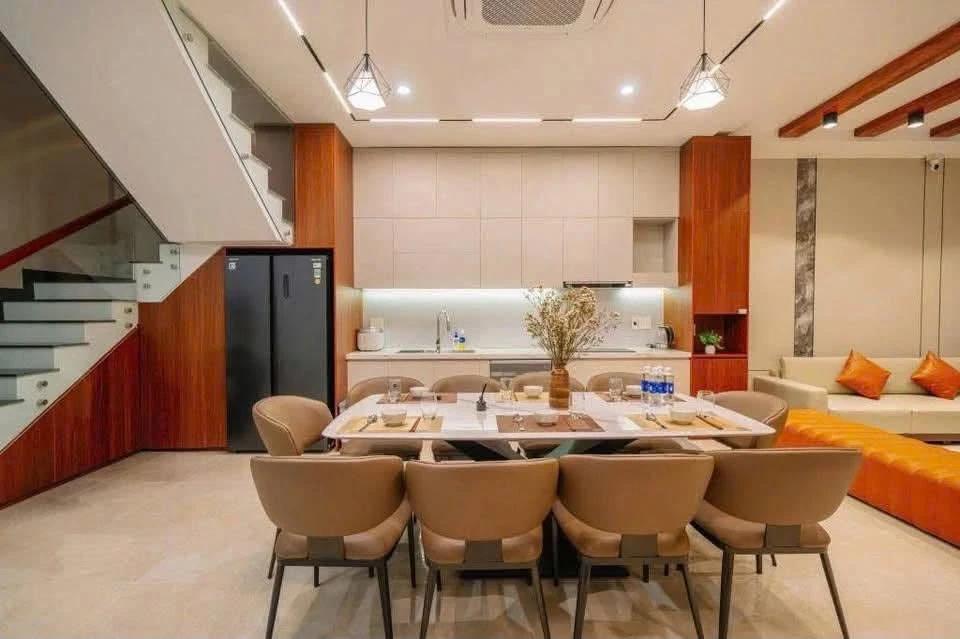 Bán biệt thự 2 tầng Nguyễn Văn Cừ 160m2, 3PN, Phú Yên 10.8 tỷ - Ảnh thu nhỏ 2