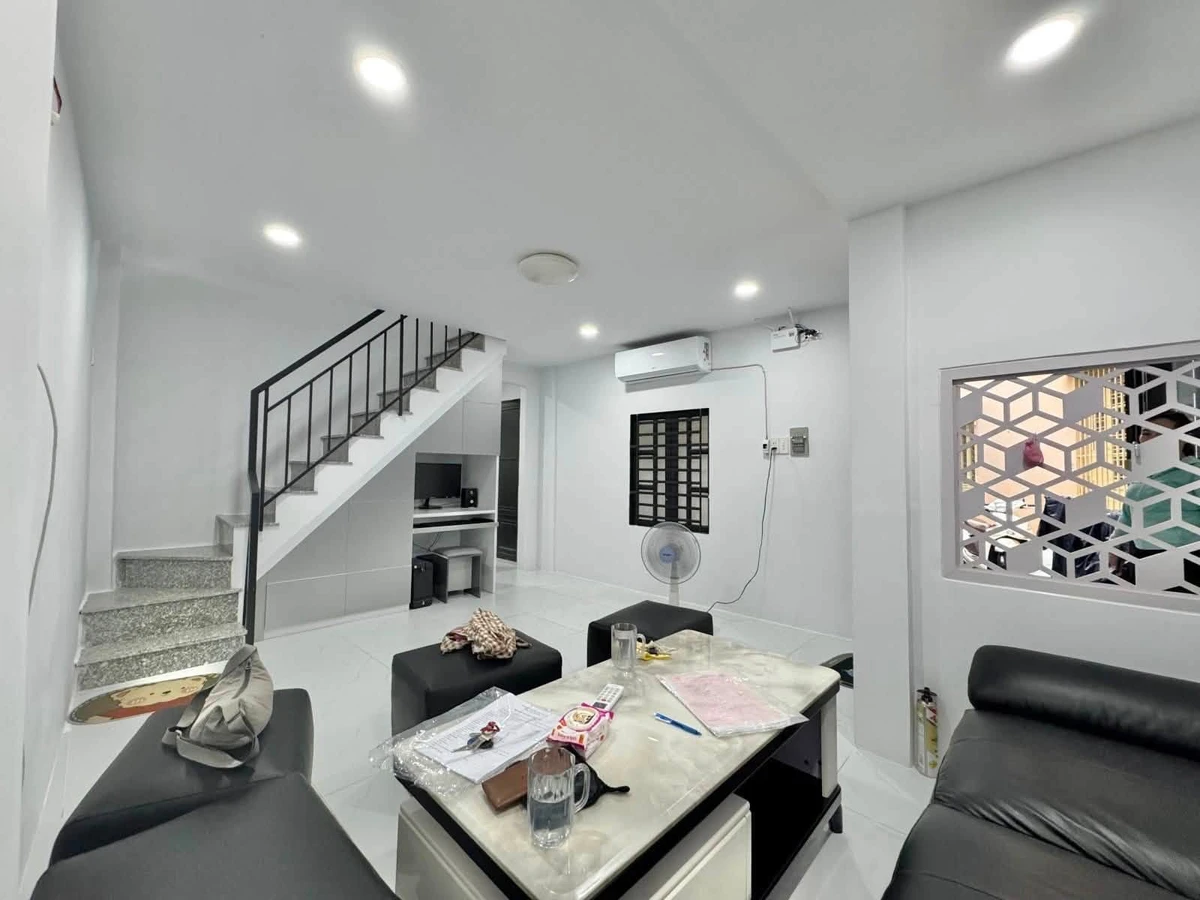 Bán nhà 3 phòng ngủ 45m² Quận 11 gần Đầm Sen 5,1 tỷ - Ảnh thu nhỏ 3