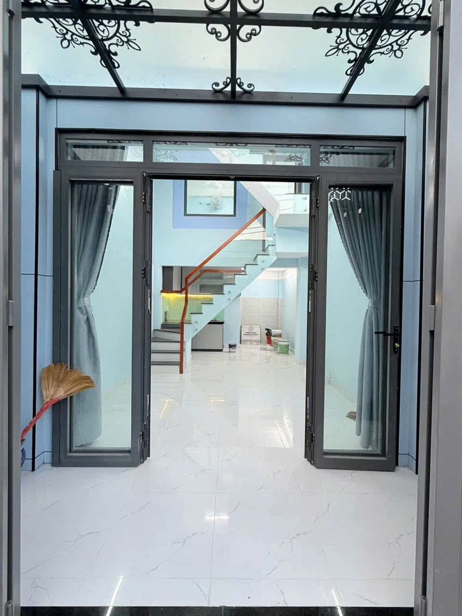 Bán nhà phố 3PN, 32m² MT Phạm Văn Đồng Quận 12 - Ảnh thu nhỏ 2