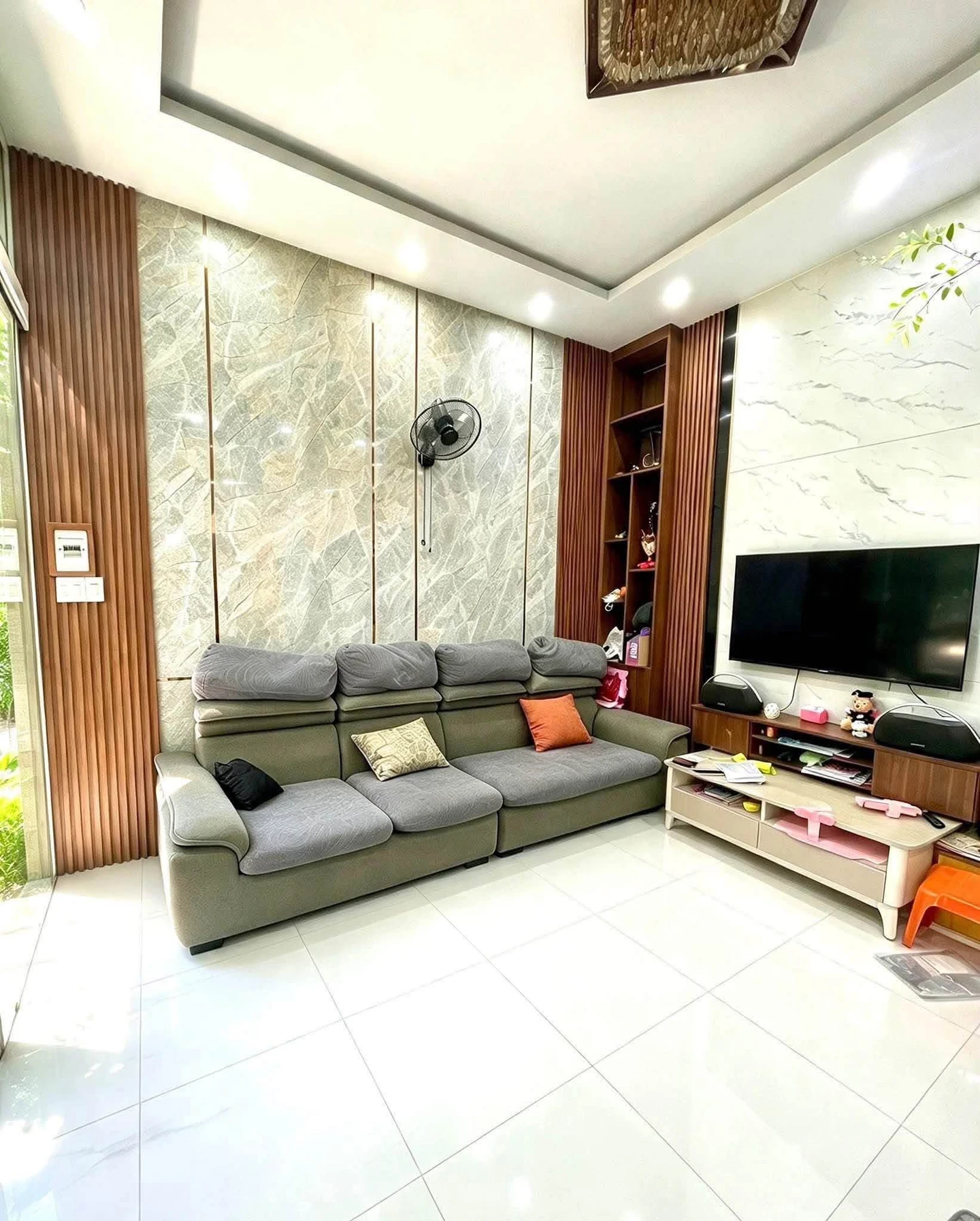 Bán nhà 3 tầng 105.5m² Trần Hưng Đạo Quy Nhơn 2 tỷ 450 - Ảnh 1