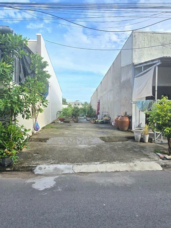 Bán đất 2 nền mặt tiền Trần Mai Ninh Rạch Giá 90m²