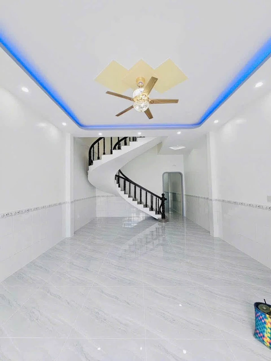 Bán nhà mặt tiền 100m² Bế Văn Đàn, 3 PN Quận 12 - Ảnh thu nhỏ 2