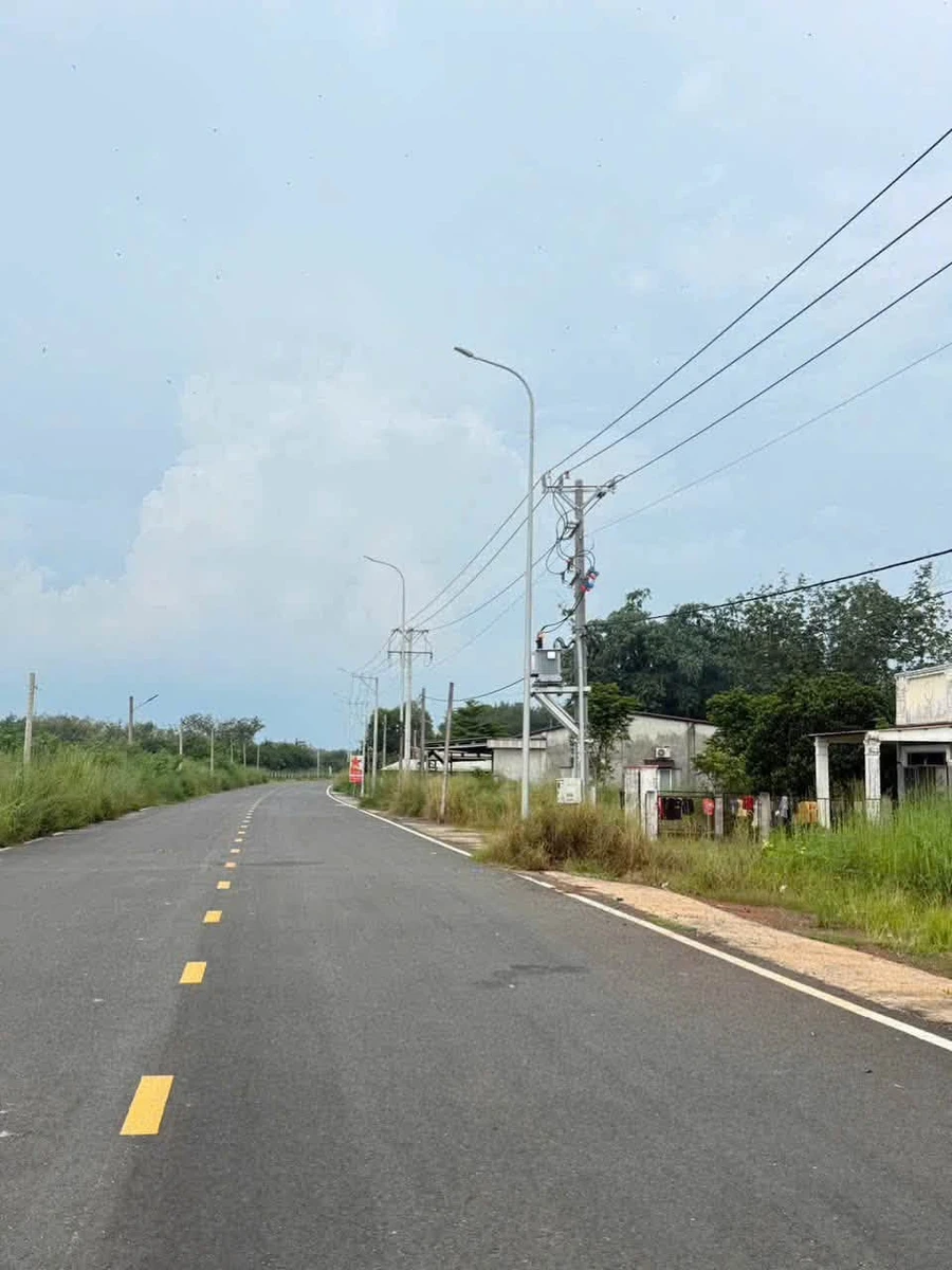 Bán 2 lô đất mặt tiền đường Minh Hưng Bình Dương - Ảnh 1