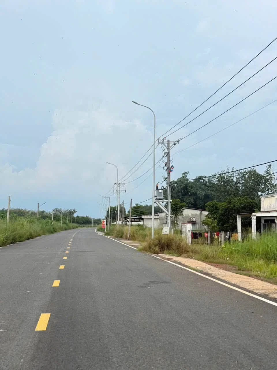 Bán 2 lô đất mặt tiền đường Minh Hưng Bình Dương - Ảnh 1