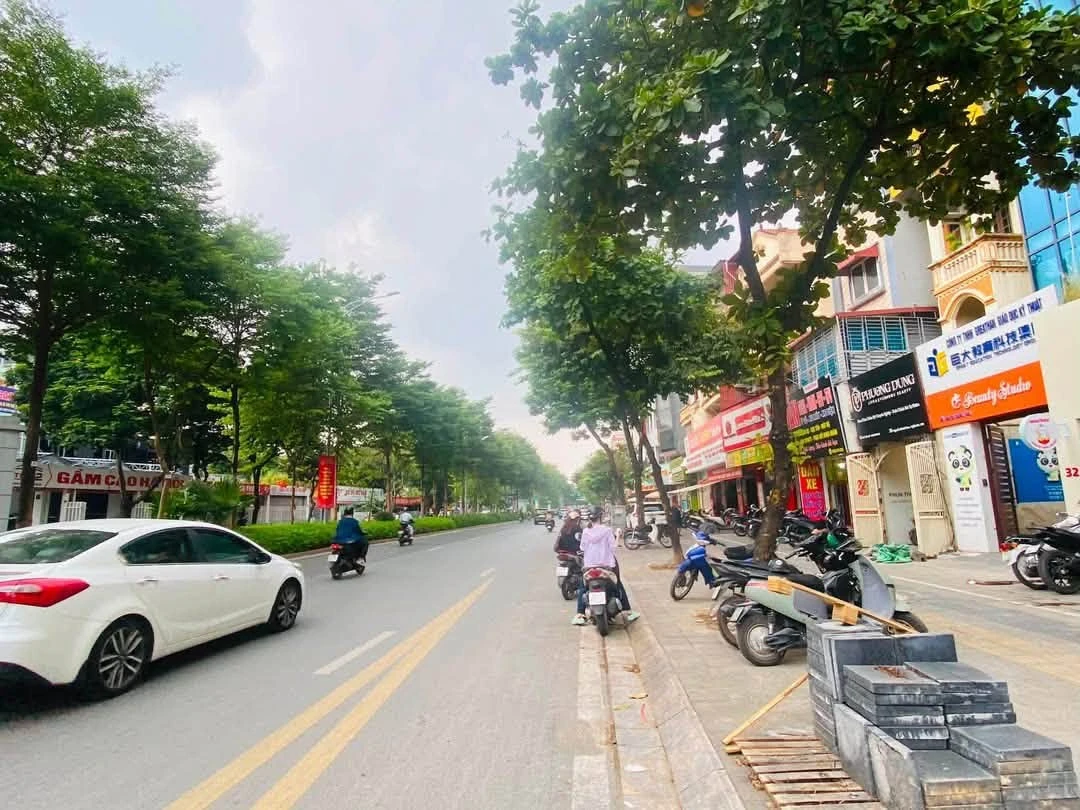 Bán nhà mặt phố Nguyễn Khánh Toàn 96m² 5 tầng 50.9 tỷ - Ảnh thu nhỏ 2