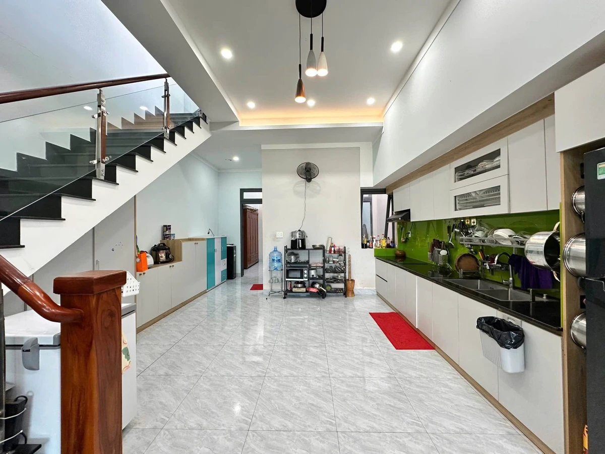 Nhà bán 2 tầng 100m² gần CoopMart Hóc Môn, 3.2 tỷ - Ảnh thu nhỏ 3