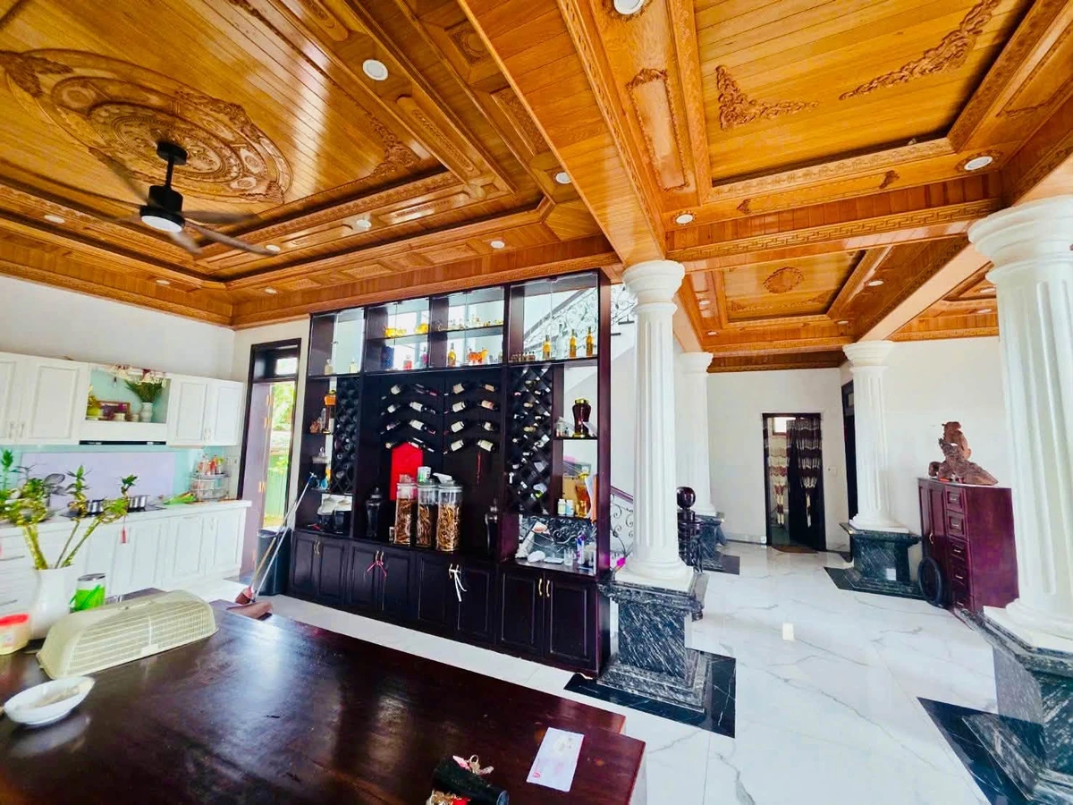 Bán biệt thự mặt tiền 318m2, 5PN, Huế - Ảnh thu nhỏ 2