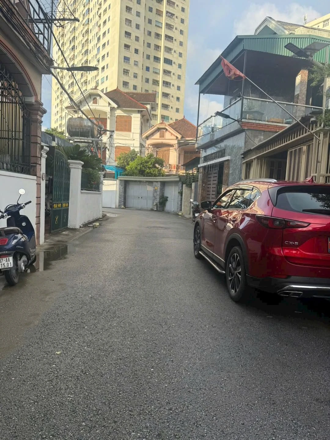 Bán đất tặng nhà cấp 4, 108 m2, Nguyễn Thái Học, TP Vinh - Ảnh 1