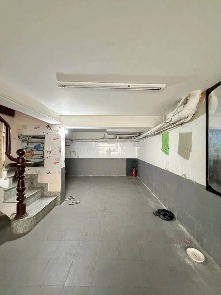 Bán nhà mặt tiền kinh doanh 50m2, 5 tầng, 4PN, đường Hoa Lan, Phú Nhuận - Ảnh thu nhỏ 2