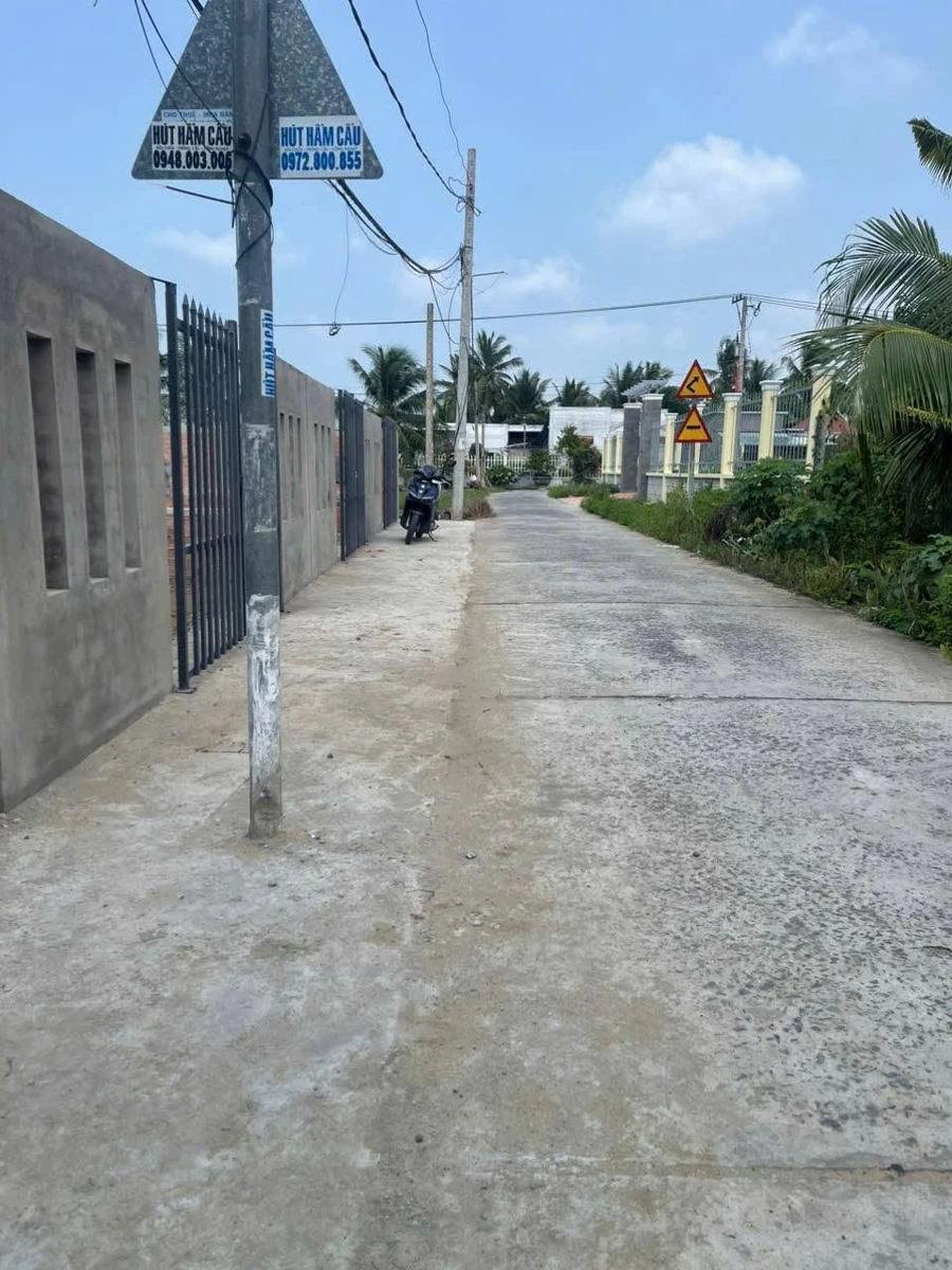 Bán 3 nền đất mặt tiền Phú Tân, 178m², 650 triệu/nền - Ảnh 1