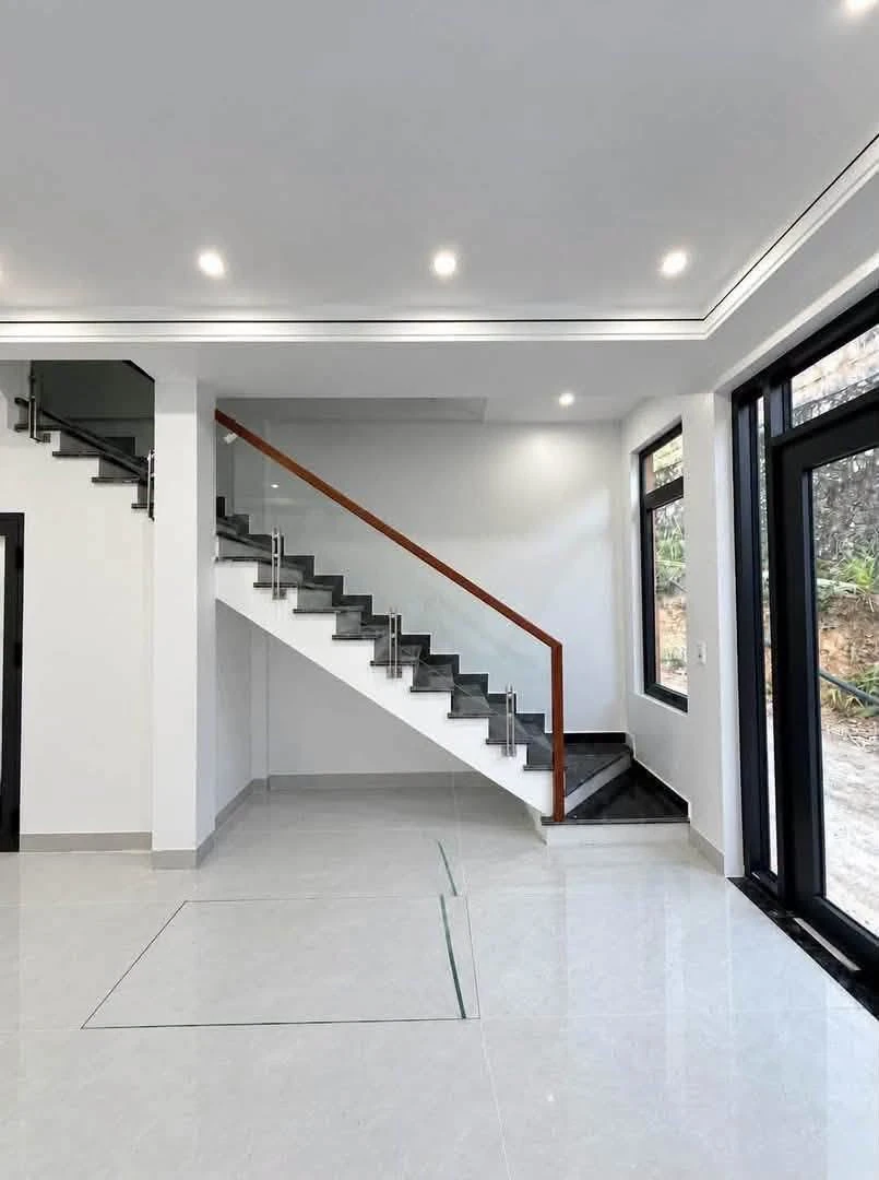 Bán nhà 3 tầng 54m2 Cao Xanh Nhà Bè 2,55 tỷ - Ảnh thu nhỏ 2