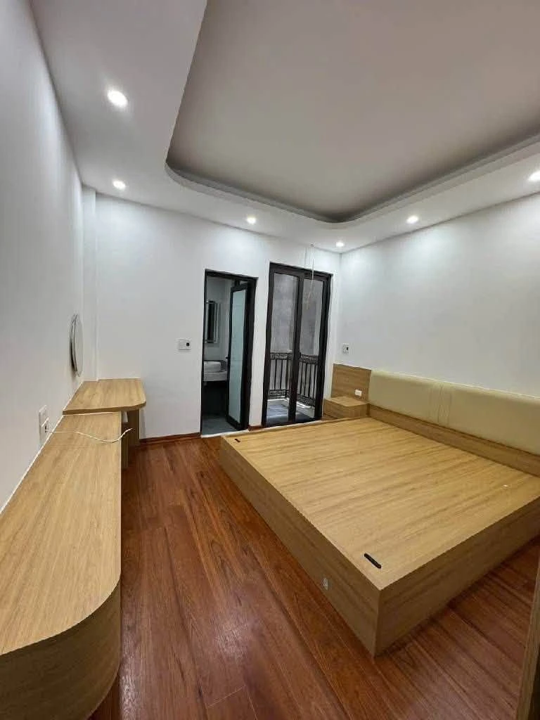 Bán nhà phố Vũ Ngọc Phan, 35m2, 3 ngủ, 5 tầng thang máy, hơn 7 tỷ - Ảnh thu nhỏ 2