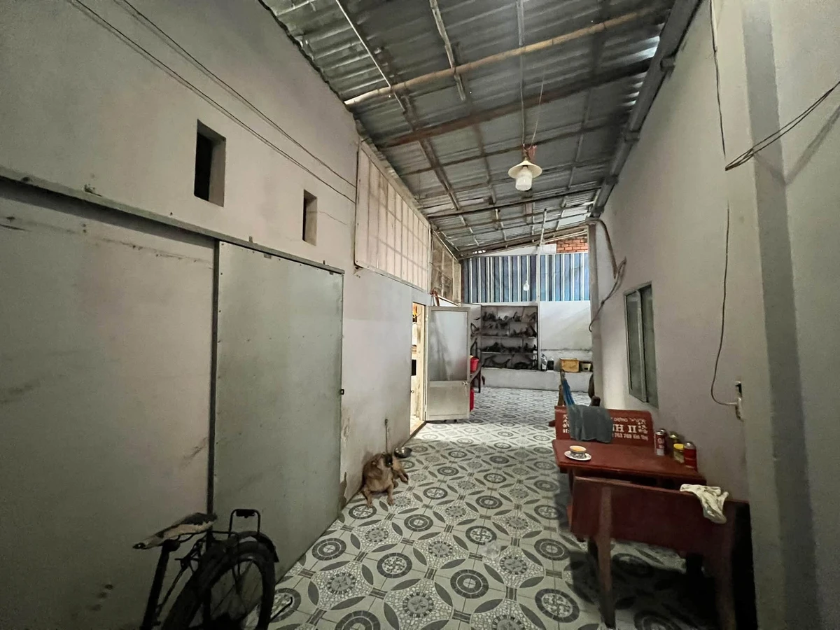 Bán đất + nhà cấp 4 + 4 phòng trọ MT Trần Văn Bỉnh, 223m², 4.8 tỷ - Ảnh thu nhỏ 4