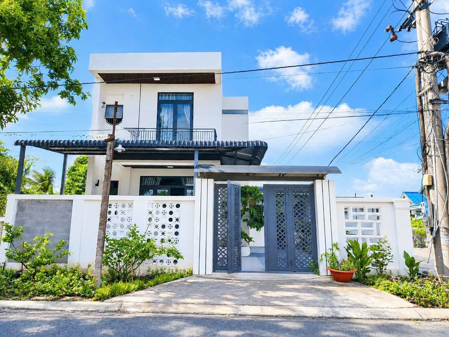 Bán nhà góc 2 mặt tiền 150m² 3 phòng ngủ Tây Ninh - Ảnh 1