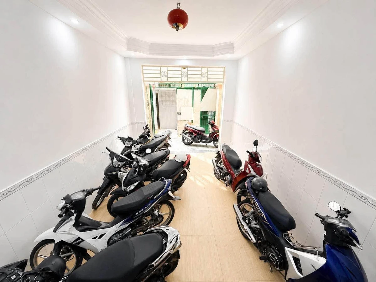 Bán nhà CHDV 1 trệt 3 lầu 7 PN đường Nguyễn Thượng Hiền, Bình Thạnh giá 8,28 tỷ - Ảnh thu nhỏ 3
