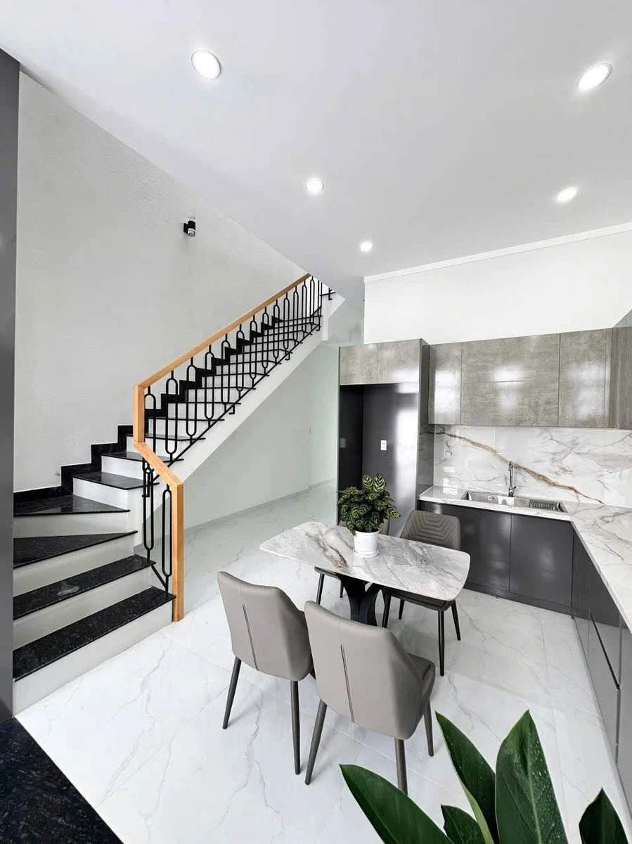 Bán nhà 1 trệt 1 lầu 100m² 3PN 2 tỷ 850 Bình Chánh - Ảnh thu nhỏ 3