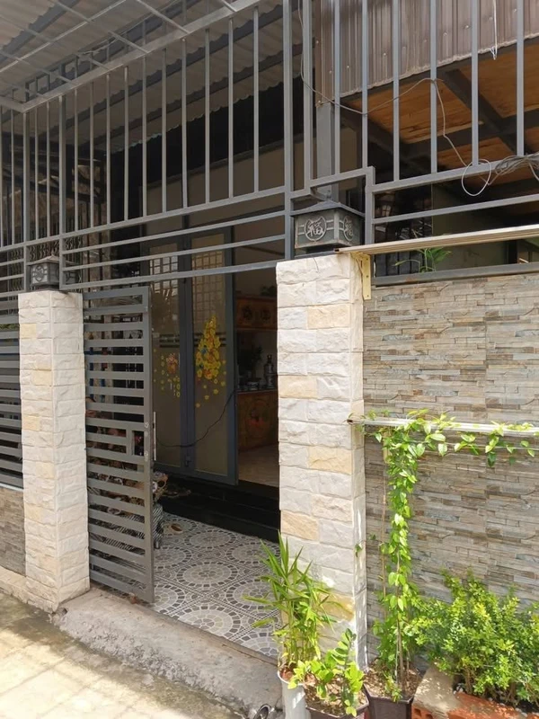 Bán nhà hẻm Hùng Vương 110m2, 2PN Gia Lai 890 triệu