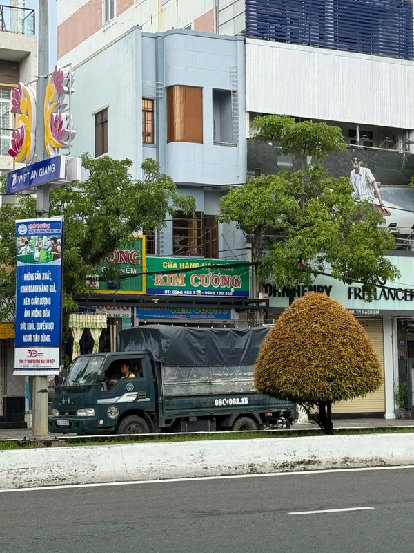 Bán nhà mặt tiền Trần Phú Rạch Giá 106.6m² - 14 tỷ