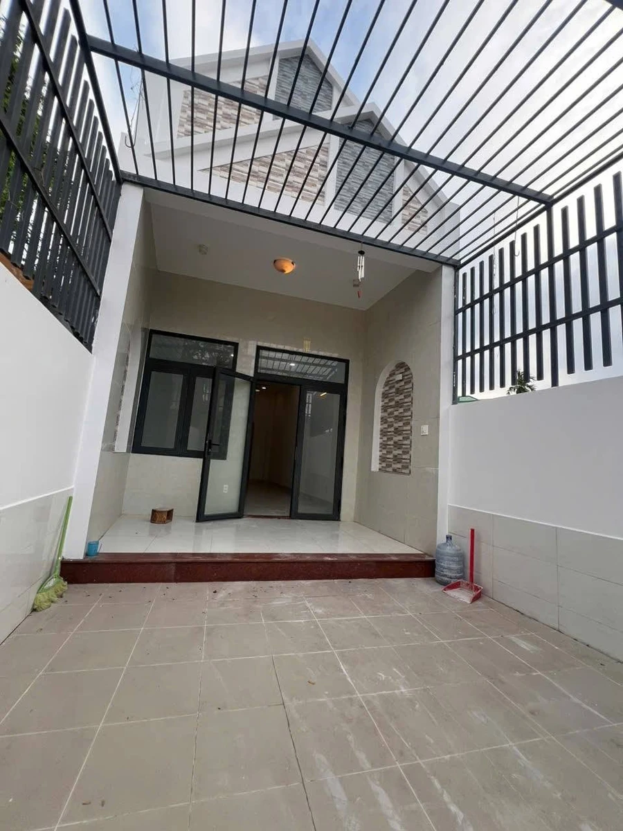 Bán nhà trệt 108m², 2PN, Phan Thiết, 2 tỷ - Ảnh 1