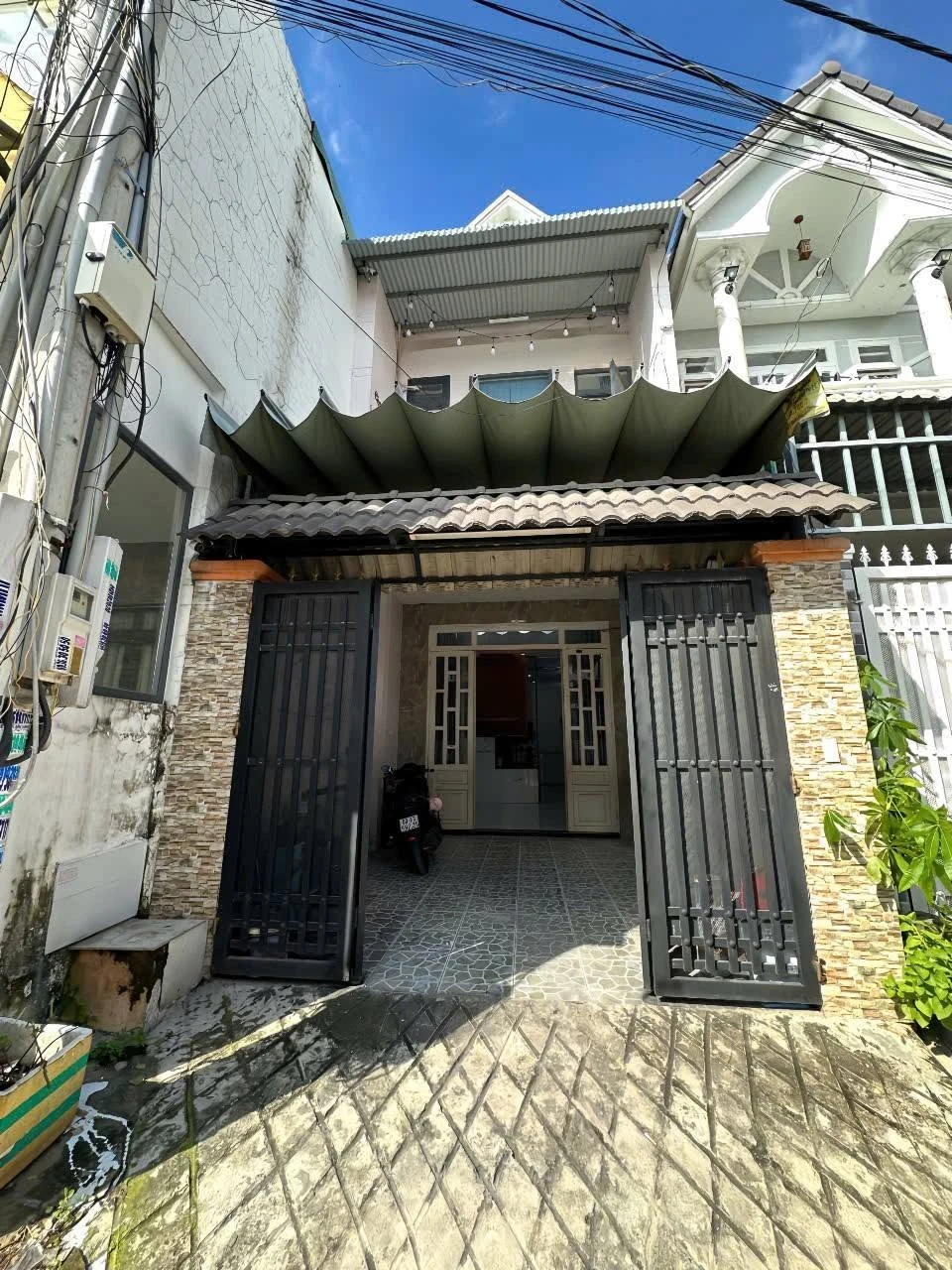 Bán nhà 70m2, 3 phòng ngủ, sân đậu ô tô, phường Bửu Hòa, giá 3,1 tỷ - Ảnh 1