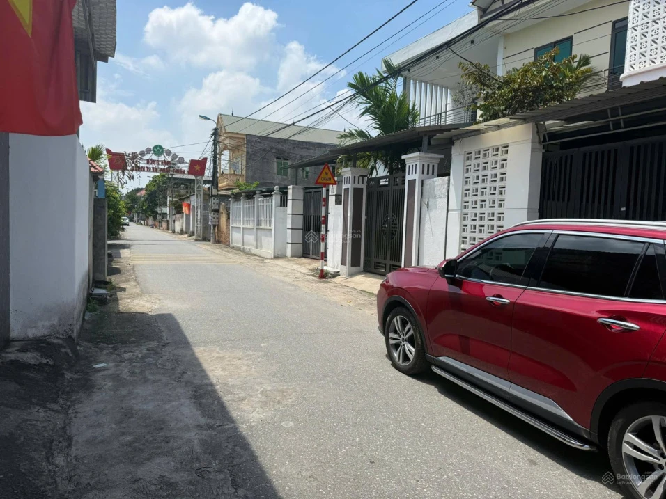 Bán đất trục chính kinh doanh đỉnh Lai Sơn, Đồng Tâm DT 100m2 MT 5m sổ đỏ chính chủ giá chỉ 2,25 tỷ - Ảnh thu nhỏ 3